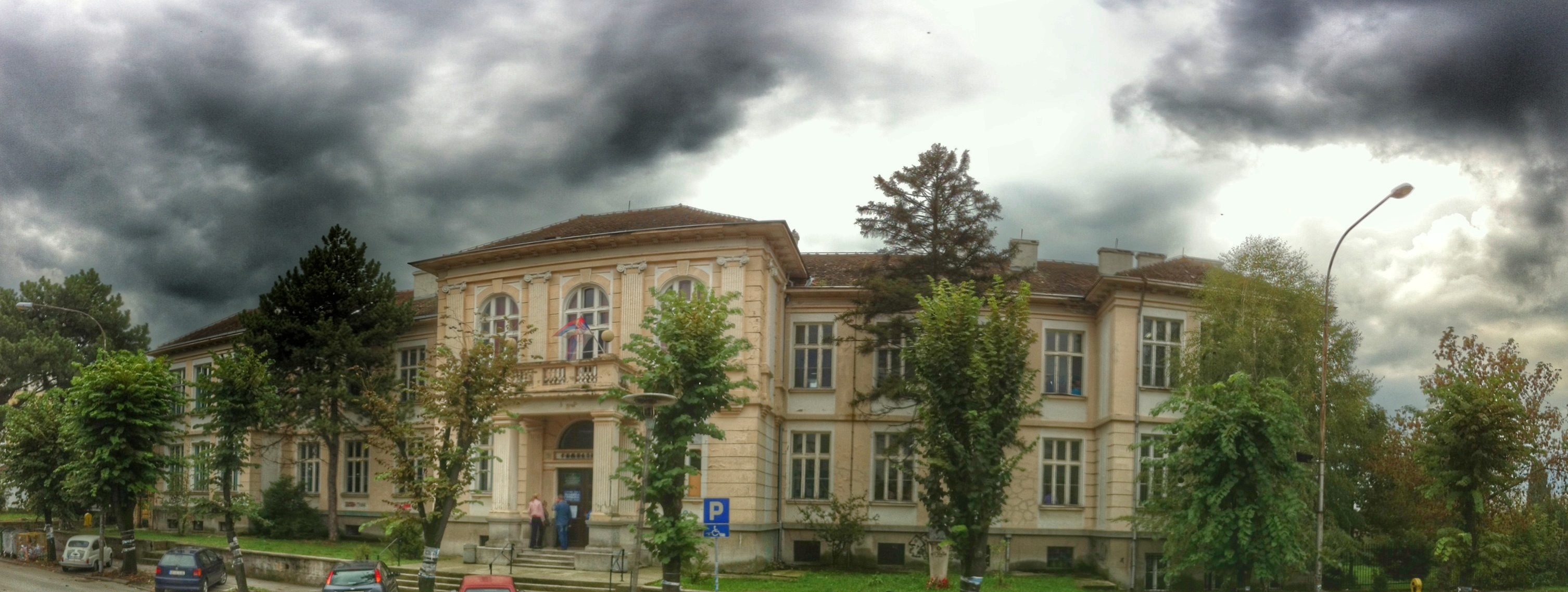 Зграда Паланачке гимназије у С.Паланци