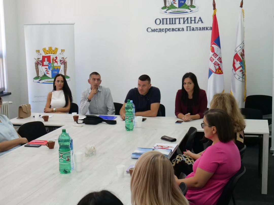 САСТАНАК АКТИВА ДИРЕКТОРА ШКОЛА У СМЕДЕРЕВСКОЈ ПАЛАНЦИ– Ове године уписано више првака